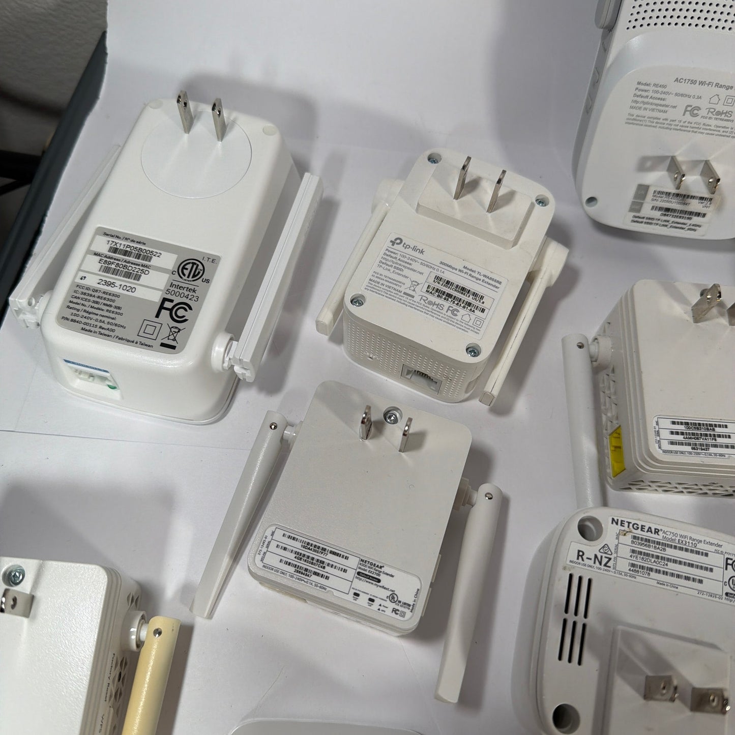 Mixed Lot Wi‑Fi Range Extenders Linksys Netgear TP‑Link Belkin Untested