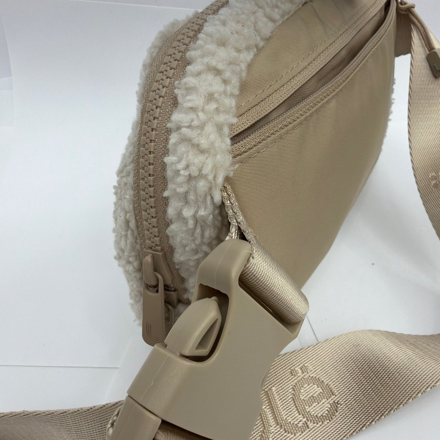 Lole Sherpa Fleece Belt Bag Tan Cream Crossbody Waist Pack