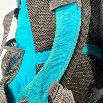 REI Co-op Tarn 18 Youth Hiking Daypack Backpack 18L Teal Blue