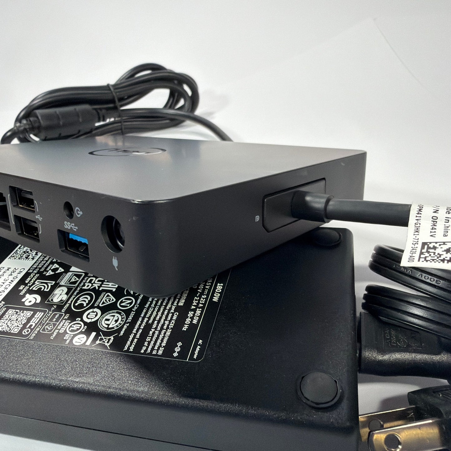 Dell WD15 K17A001 USB-C Docking Station with 180W AC Adapter