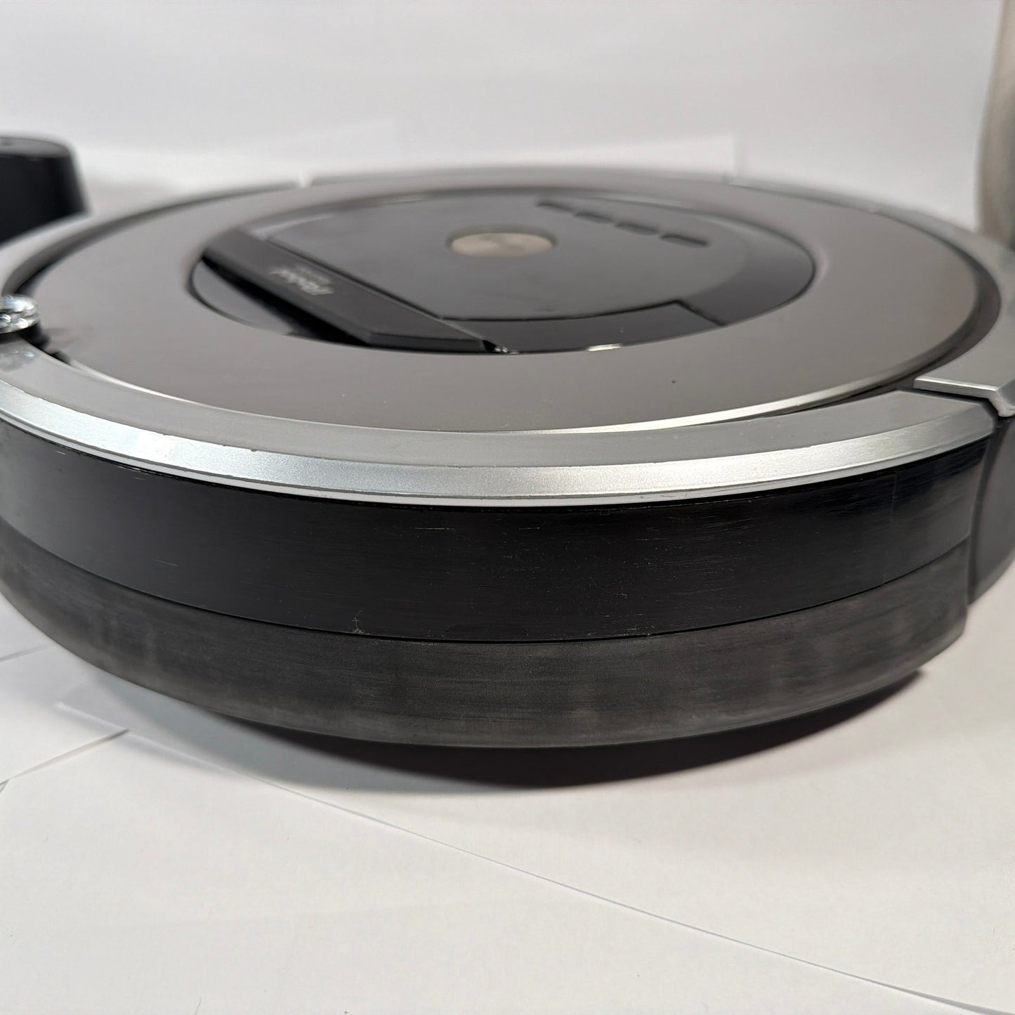 iRobot Roomba 860 Robot Vacuum Cleaner with Home Base Dock Tested Working
