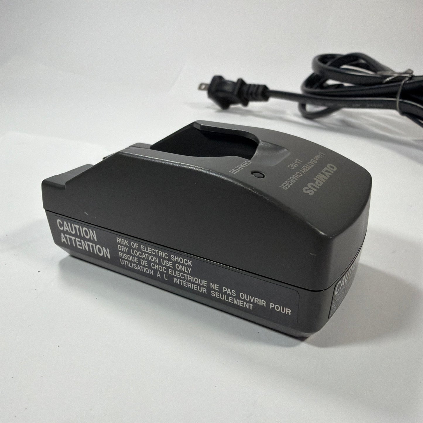 Olympus LI-10C Li-Ion Battery Charger with Power Cord Tested Working