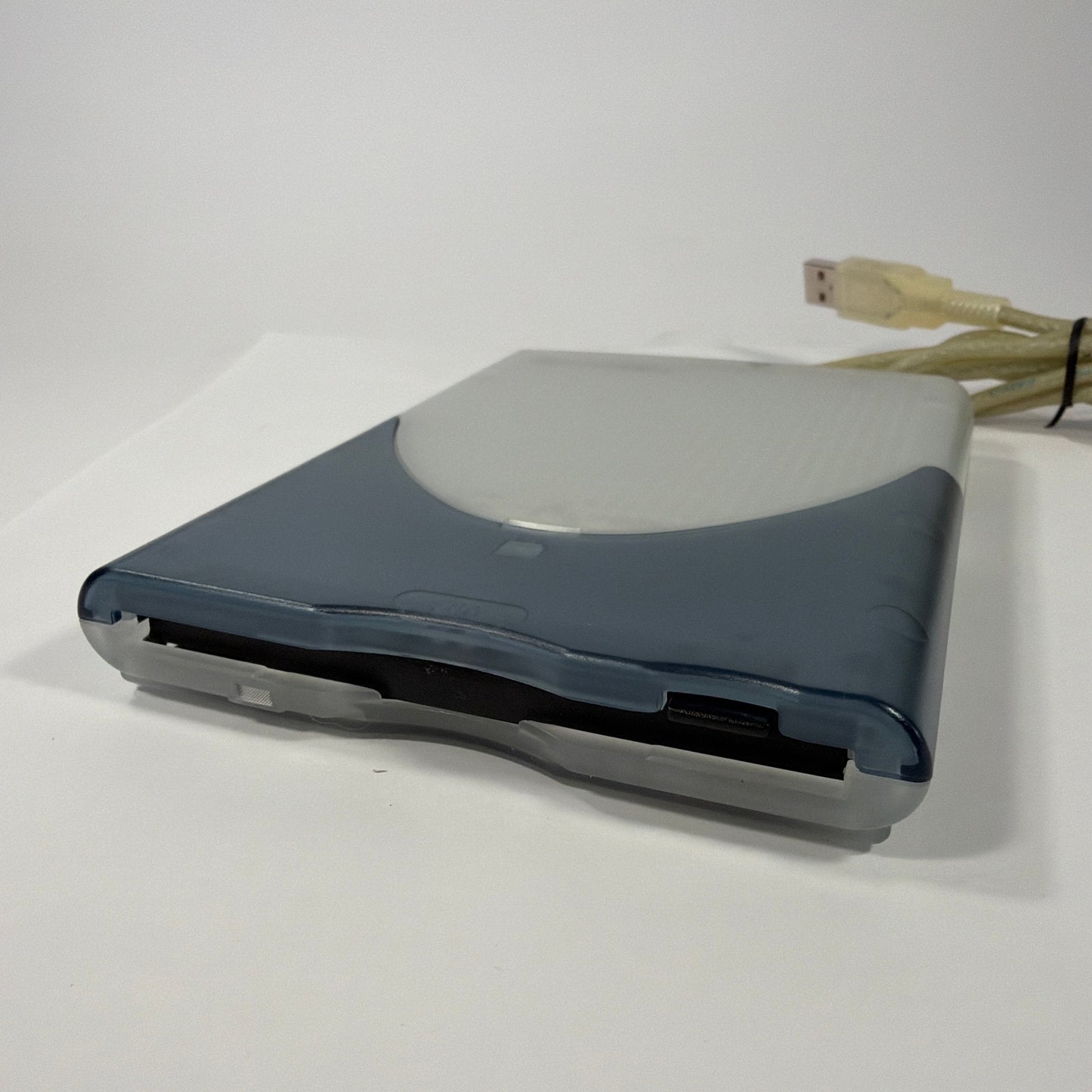 VST FDUSB-M External USB 3.5 Floppy Disk Drive Blue Clear