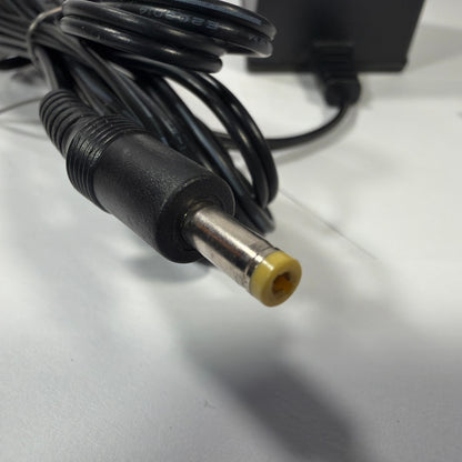 Grundig SY-08020 8V DC 200mA AC Adapter Power Supply