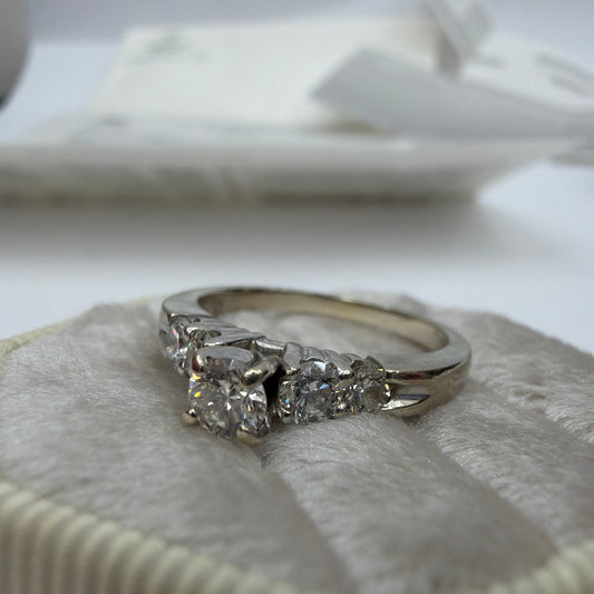 14K White Gold Diamond Ring Size 8 0.30ct Center With Paperwork