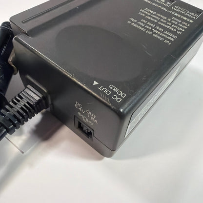 Sony DC-V515 Car Battery Charger 12/24V DC Adapter 8.4V Output Tested Working