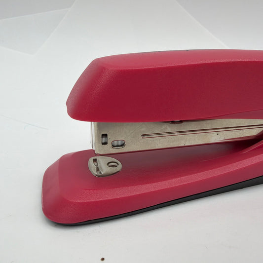 Swingline 545xx Pink 7 Inch Desktop Stapler Loaded with Staples
