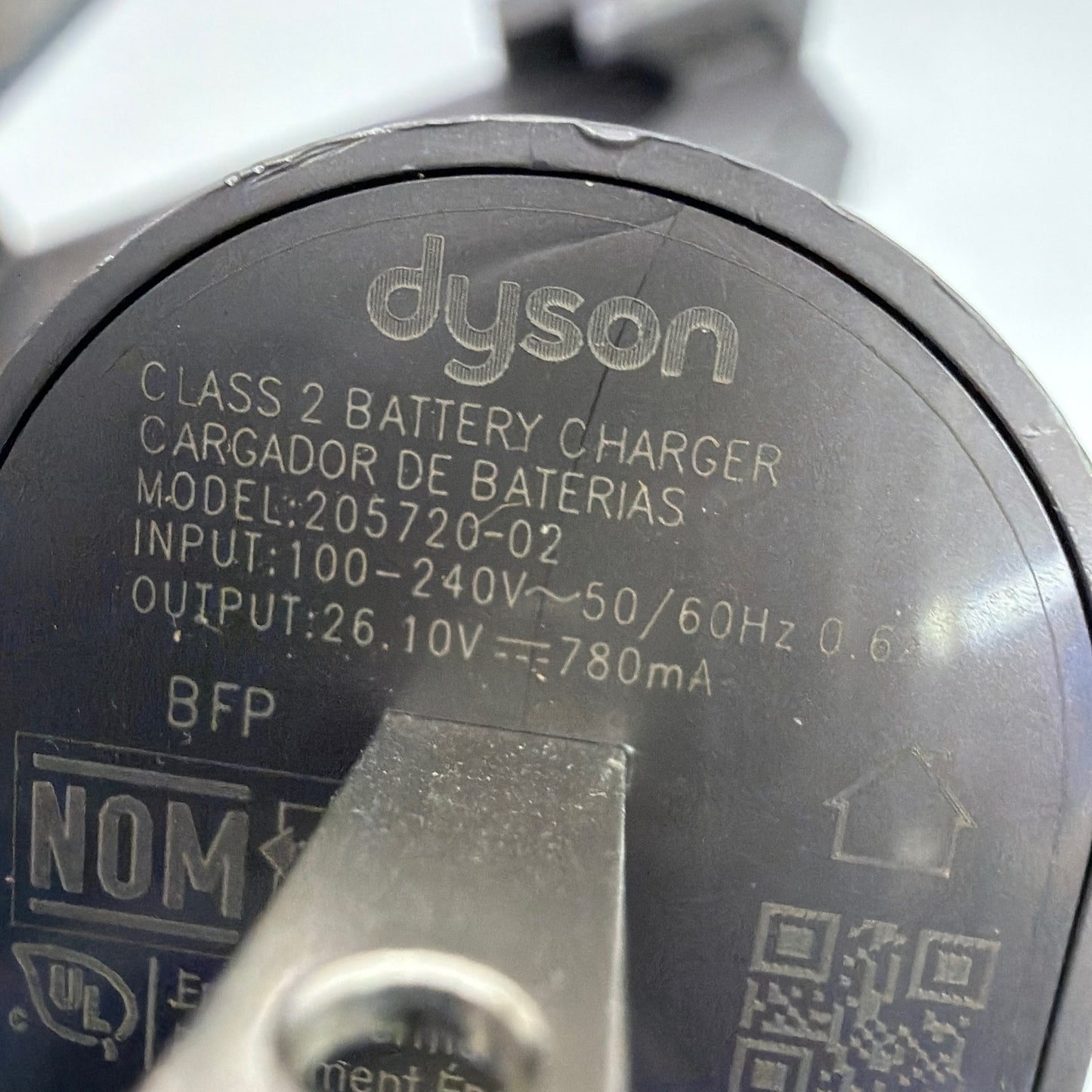 Dyson Wall Mount Docking Station With Battery Charger Model 205720-02