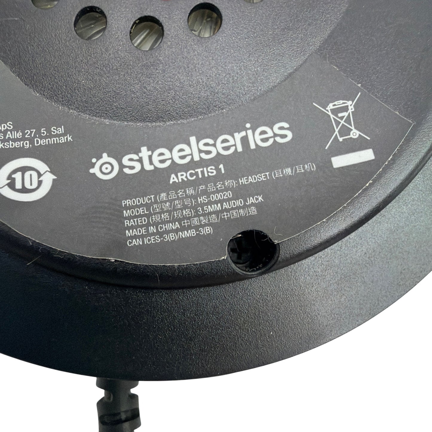 SteelSeries Arctis 1 Wired Gaming Headset HS-00020 Black – No Mic, Needs EarPads
