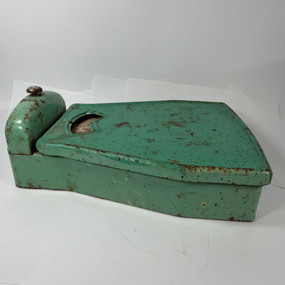 Vintage Green Analog Mechanical Scale 250 lb Platform 9 x 12 x 5