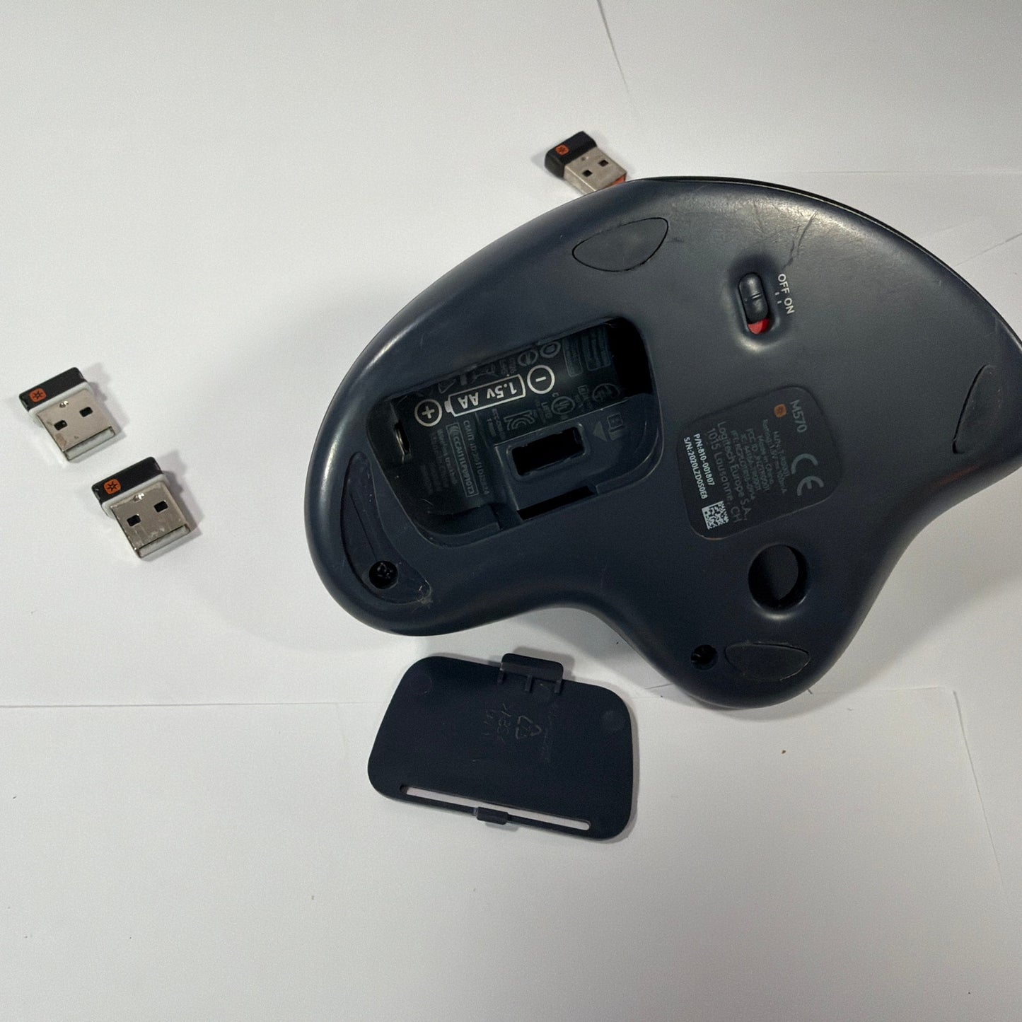Logitech M570 Wireless Trackball Mouse with 3 Unifying Receivers No Ball