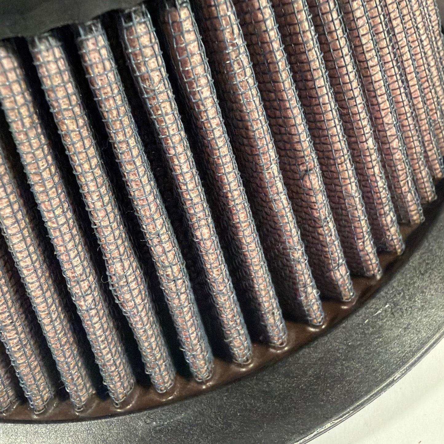 K&N Round Air Filter with Sealing Strip and Air Filter Oil 99-0504