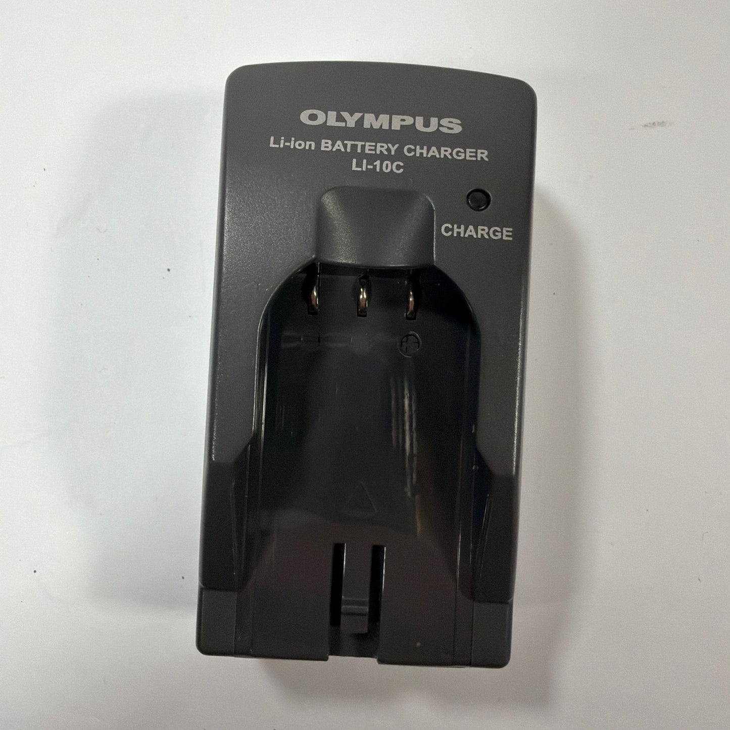 Olympus LI-10C Li-Ion Battery Charger with Power Cord Tested Working