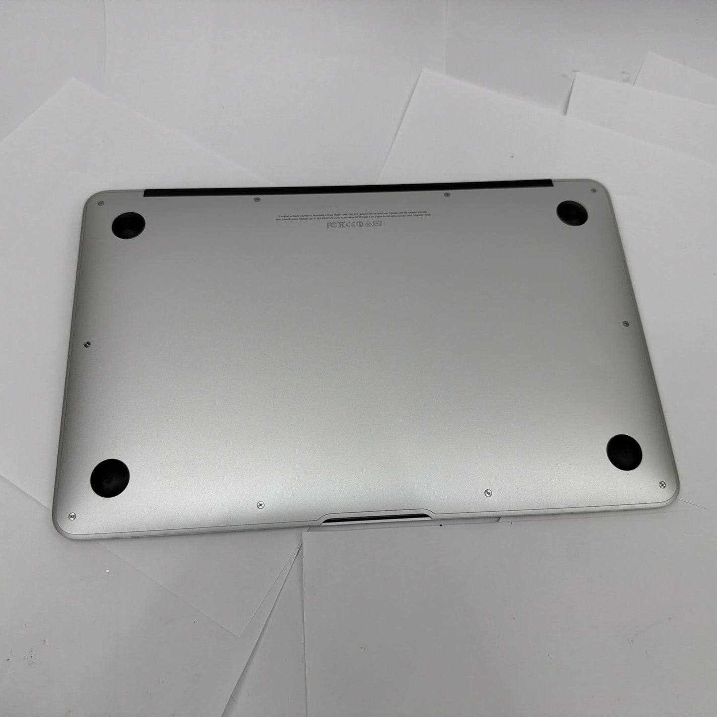 Apple MacBook Air 11-inch A1465 EMC 2631 Silver For Parts No Power