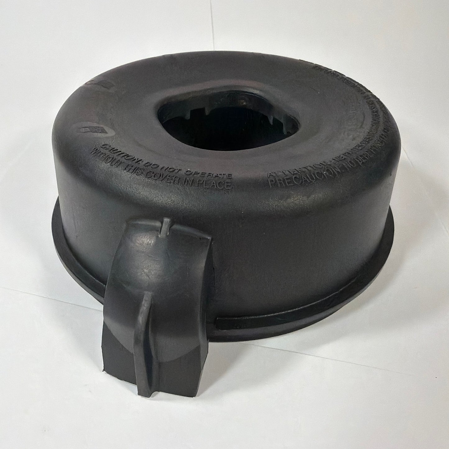 Vitamix 64 oz Container Lid Black No Center Plug Stopper