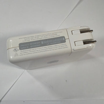 Apple AirPort Express Base Station Model A1084 Wireless G Router White