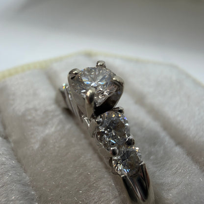 14K White Gold Diamond Ring Size 8 0.30ct Center With Paperwork